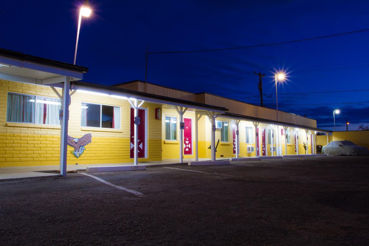 Brad's Desert Inn Holbrook Buitenkant foto
