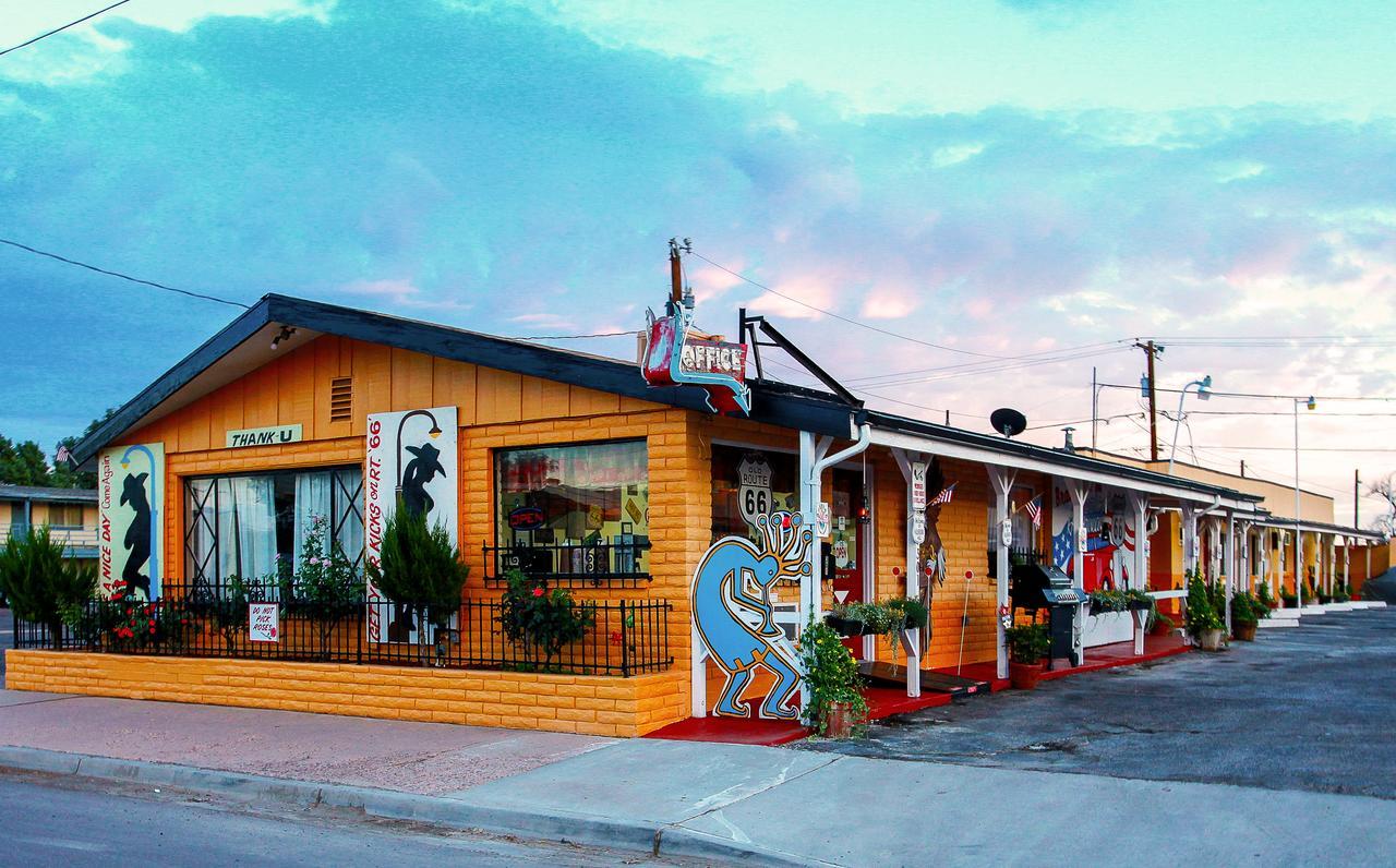 Brad's Desert Inn Holbrook Buitenkant foto